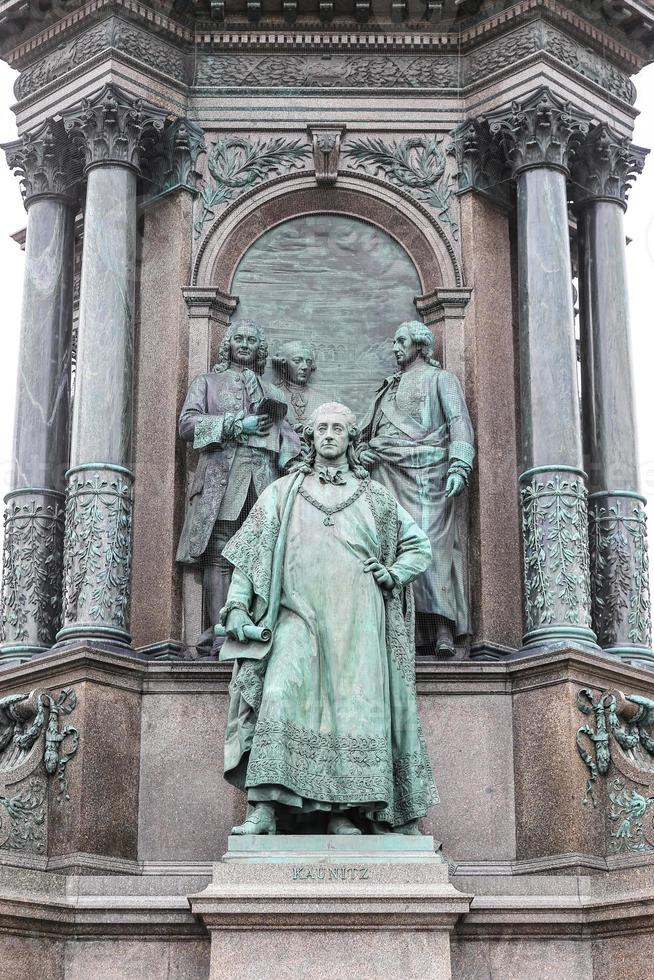 Monument de l'impératrice maria theresia à vienne, autriche photo