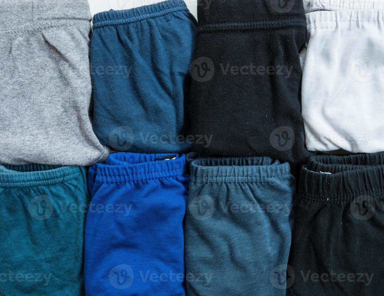 variété de pantalons pour hommes photo