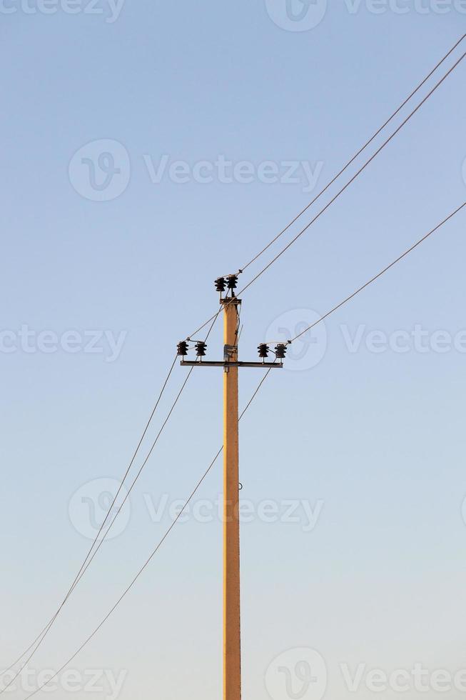 poteaux électriques à haute tension photo