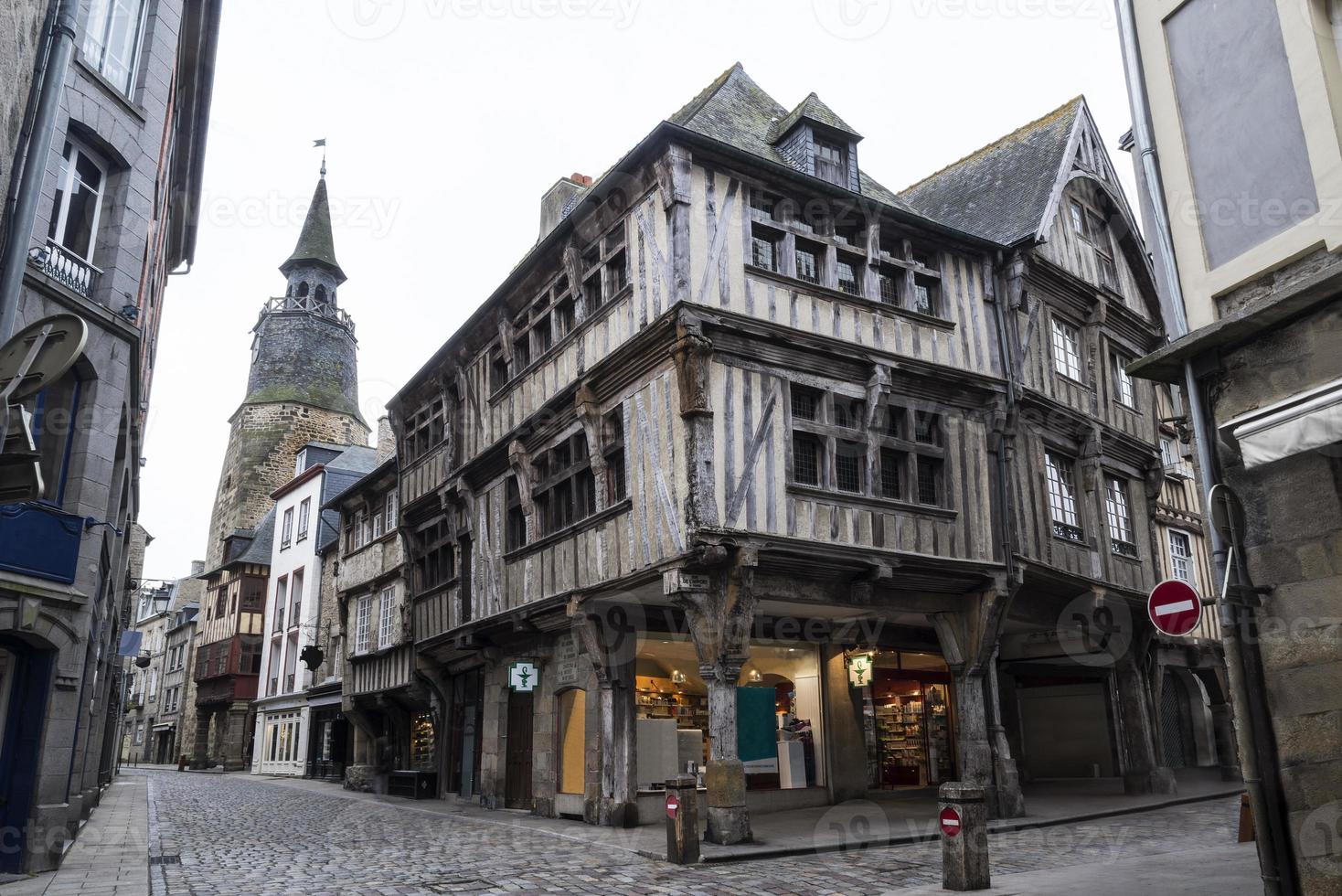 Constructions médiévales en Bretagne, France photo
