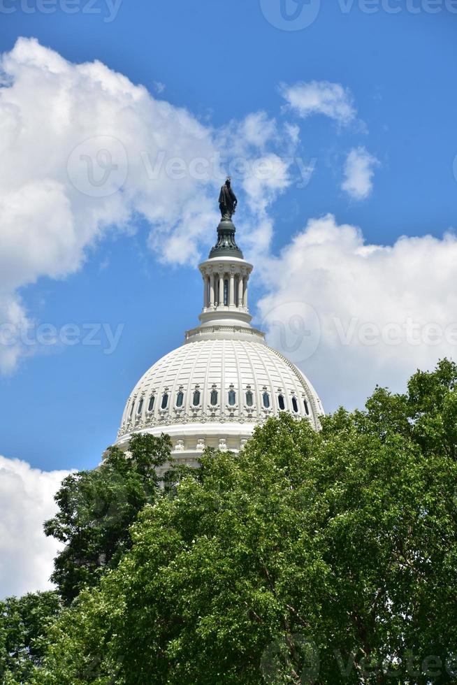 beau regard sur le capitole de l'état américain photo