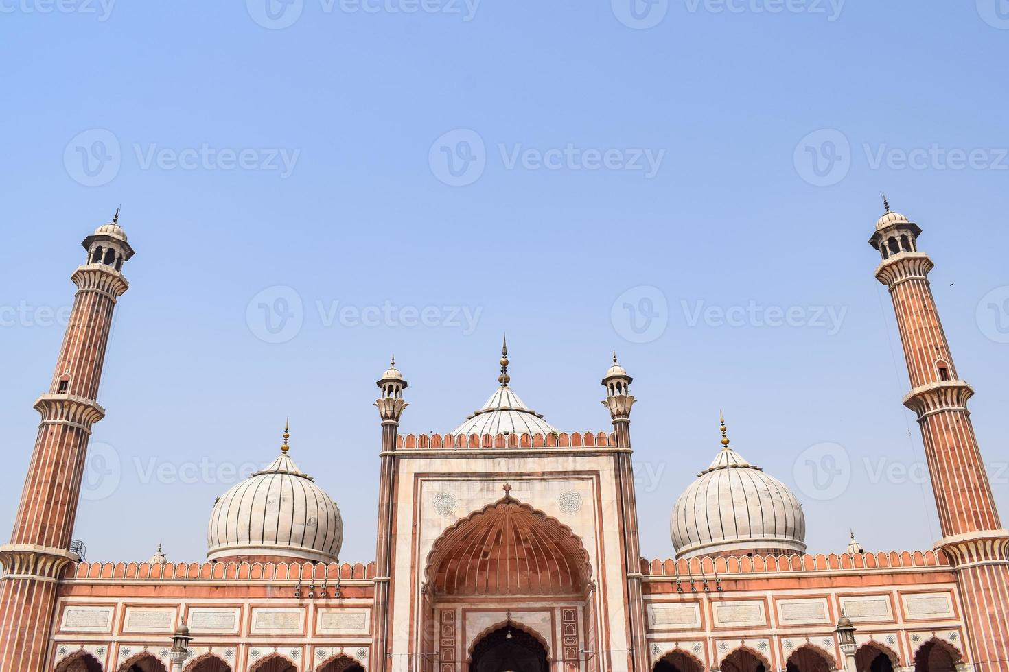 détail architectural de la mosquée jama masjid, vieux delhi, inde, l'architecture spectaculaire de la grande mosquée du vendredi jama masjid à delhi 6 pendant la saison de ramzan, la mosquée la plus importante d'inde photo