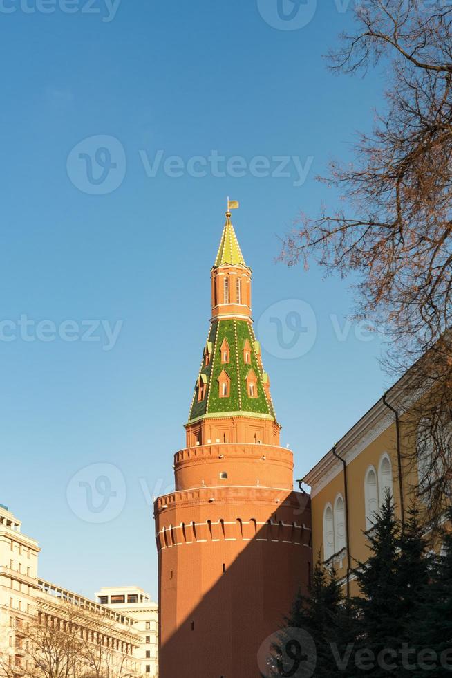 tour du kremlin de moscou en journée ensoleillée photo