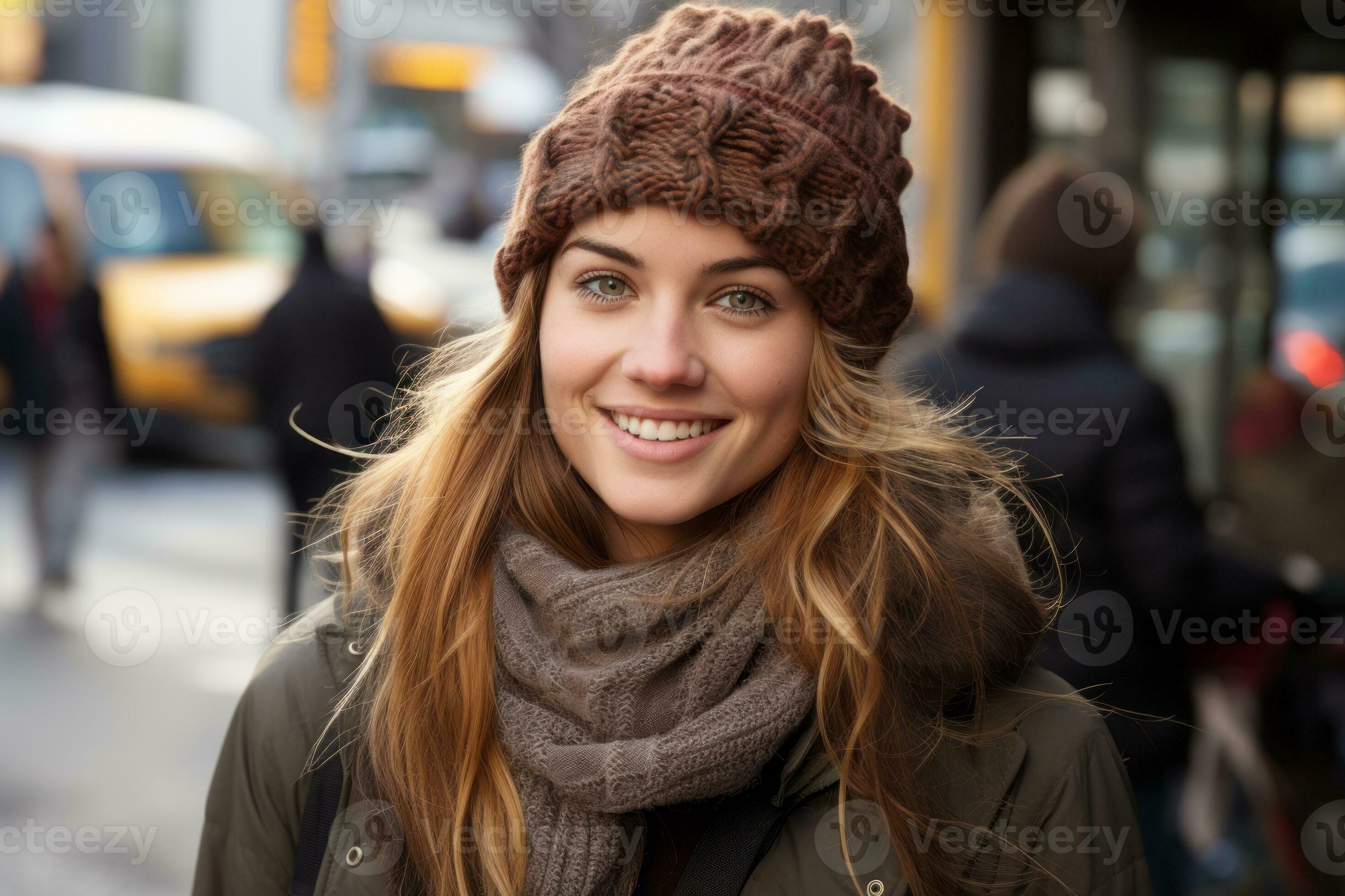 une femme portant une chapeau et écharpe sur une ville rue génératif ai  28381515 Photo de stock chez Vecteezy