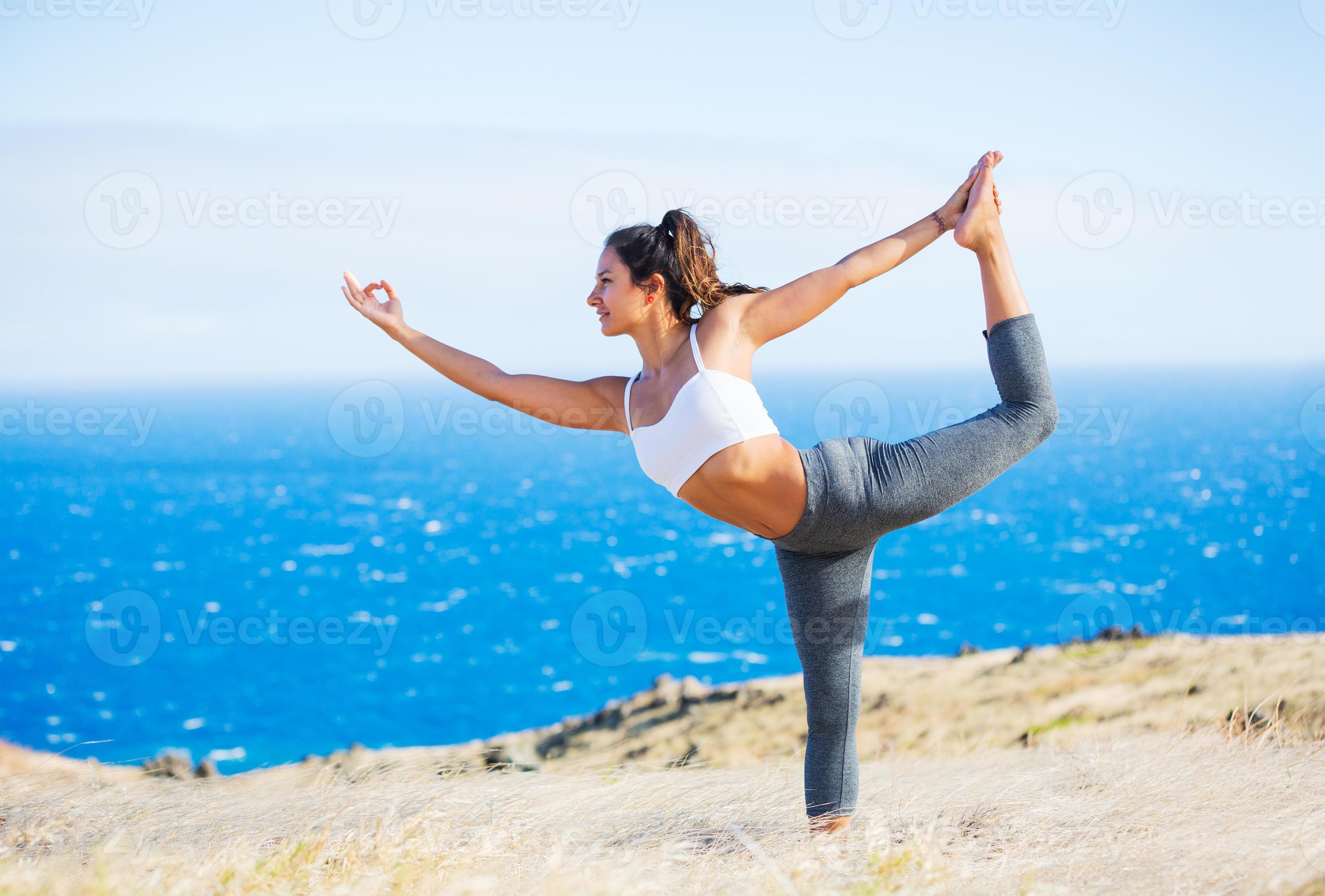 femme de yoga photo