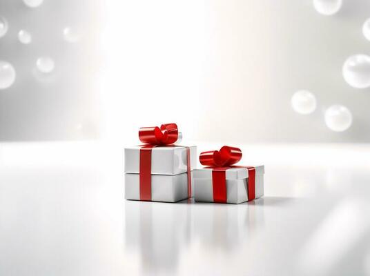 rouge surprise Noël cadeau blanc paquet isolé boîte présent ruban