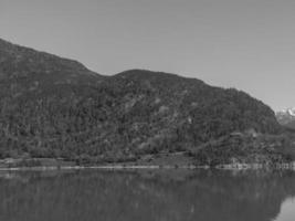 croisière dans le fjord en norvège photo