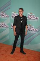 los angeles, oct 26 - callan mcauliffe arrivant aux prix nickelodeon teennick halo 2011 au hollywood palladium le 26 octobre 2011 à los angeles, ca photo