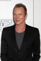 Los angeles, nov 20 - sting aux 2016 american music awards au microsoft theatre le 20 novembre 2016 à los angeles, ca photo