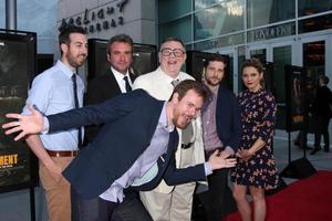 los angeles, 20 mai - joe swanberg, ti west, aj bowen, gene jones, kentucker audley, amy seimetz à la première du sacrement au cinéma arclight hollywood le 20 mai 2014 à los angeles, ca photo