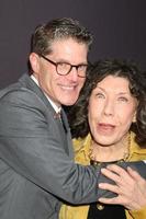 los angeles, 22 août - bob bergen, lily tomlin à la célébration du groupe de pairs des interprètes de l'académie de télévision à l'hôtel de montage le 22 août 2016 à beverly hills, ca photo