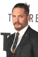 los angeles, 16 décembre - tom hardy au the revenant au tcl chinese theatre le 16 décembre 2015 à los angeles, ca photo