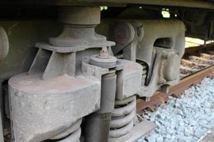 les locomotives de l'ancien chemin de fer sont toujours en service. photo