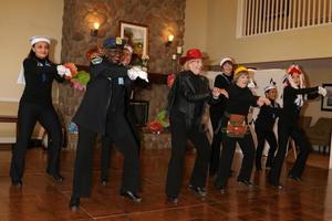 los angeles, juil 27 - tap chicks au norbert wagner souhait d'une vie pam kay et la performance des tap chicks au brookdale senior living centre le 27 juillet 2016 à loma linda, ca photo