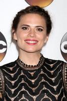 Los angeles, 4 août - hayley atwell à l'abc tca summer 2016 party au beverly hilton hotel le 4 août 2016 à beverly hills, ca photo