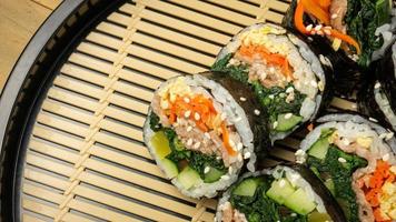 le kambop ou le gimbap korea roll close up image for food concept photo