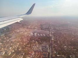 avion fenêtre vue sur terre toulouse ville 14 photo