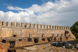 mur du château d'alanya à alanya, antalya, turquie photo