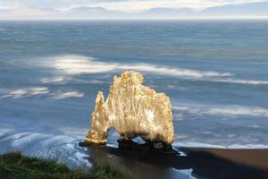 rocher hvitserkur en islande photo