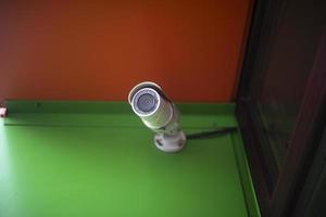 caméra vidéo sur le bâtiment. Système de surveillance. magnétoscope. photo