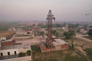 vue aérienne du village de kala shah kaku du punjab au pakistan photo