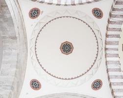 décoration du plafond de la mosquée suleymaniye photo