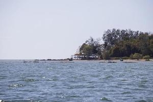 plage ciel clair photo