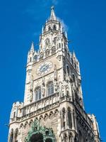 nouvel hôtel de ville, neues rathaus, à munich, allemagne photo