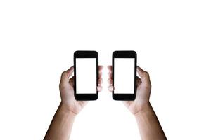 Mains d'homme tenant horizontalement le smartphone noir avec écran blanc, isolé sur fond blanc. photo
