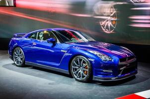 moscou, russie - août 2012 nissan gt-r r35 présentée en première mondiale au 16e salon international de l'automobile mias moscou le 30 août 2012 à moscou, russie photo