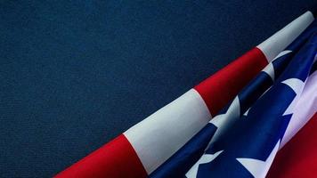 drapeau américain sur le contenu bleu de la fête de l'indépendance. photo