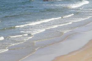 plage et belle mer tropicale photo