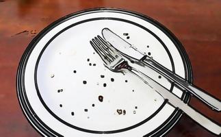 peinture de style comique d'un hamburger sain sur une assiette blanche photo