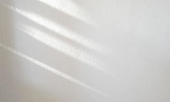 ombre sur un mur en béton pour des effets de lumière naturelle photo