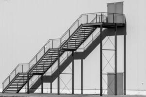 escalier noir et blanc photo