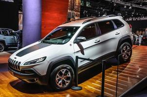 francfort - sept 2015 jeep cherokee présenté à iaa internatio photo