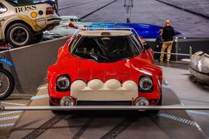 sinsheim, allemagne - mai 2022 rouge lancia stratos groupe 4 1975 voiture de course photo