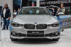 francfort - sept 2015 bmw 330e présentée à iaa international m photo