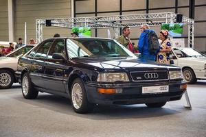 friedrichshafen - mai 2019 noir audi v8 type 4c 1988 berline au motorworld classics bodensee le 11 mai 2019 à friedrichshafen, allemagne photo