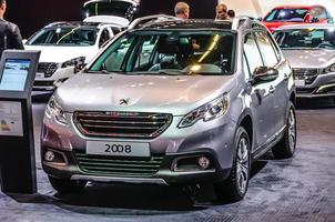 francfort - sept 2015 peugeot 2008 présenté à iaa international photo