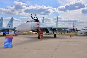 moscou, russie - août 2015 su-27 flanker présenté au 12e m photo