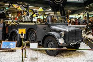 sinsheim, allemagne - mai 2022 voiture cabrio gris militaire horch einheits kfz 18 photo