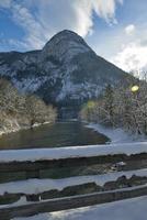 paysage d'hiver de montagne photo