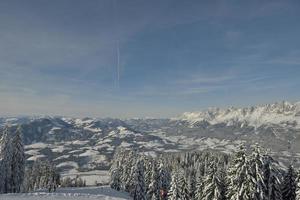 paysage de montagne d'hiver photo