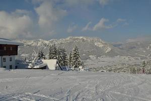 paysage de montagne d'hiver photo