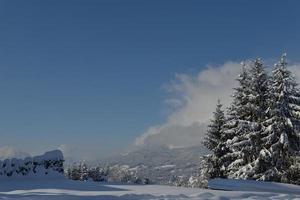 paysage d'hiver de montagne photo