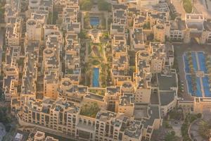 quartiers résidentiels de dubaï au lever du soleil photo