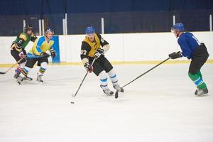 joueurs de hockey sur glace photo