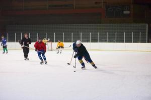 joueurs de hockey sur glace photo