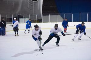 joueurs de hockey sur glace photo